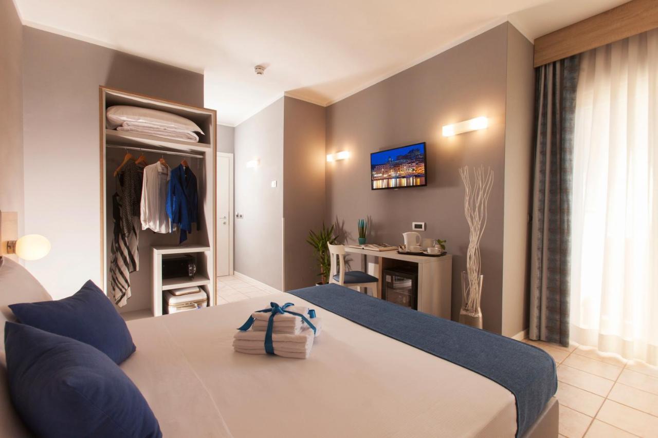 Bike&Boat Argentario Hotel ปอร์โต ซานโต สเตฟาโน ภายนอก รูปภาพ